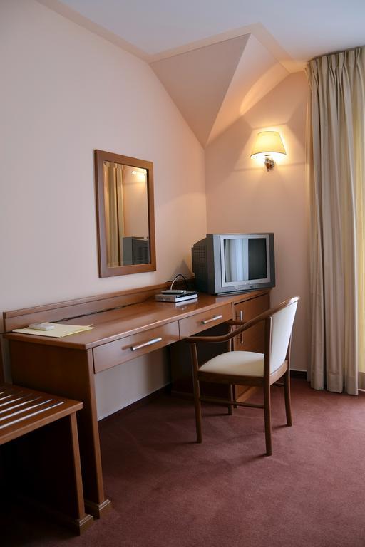 Hotel Mladimir Daruvar Quarto foto